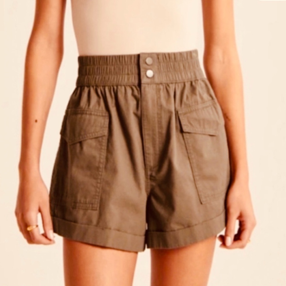 NWT A&F High-Waist Utility Shorts